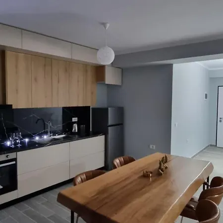 Apartment Alles Mine Peza Modern Tirana
